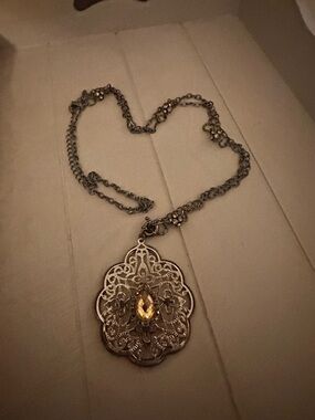 Intricate Filigree Pendant Necklace with Amber Stone - Silver Tone